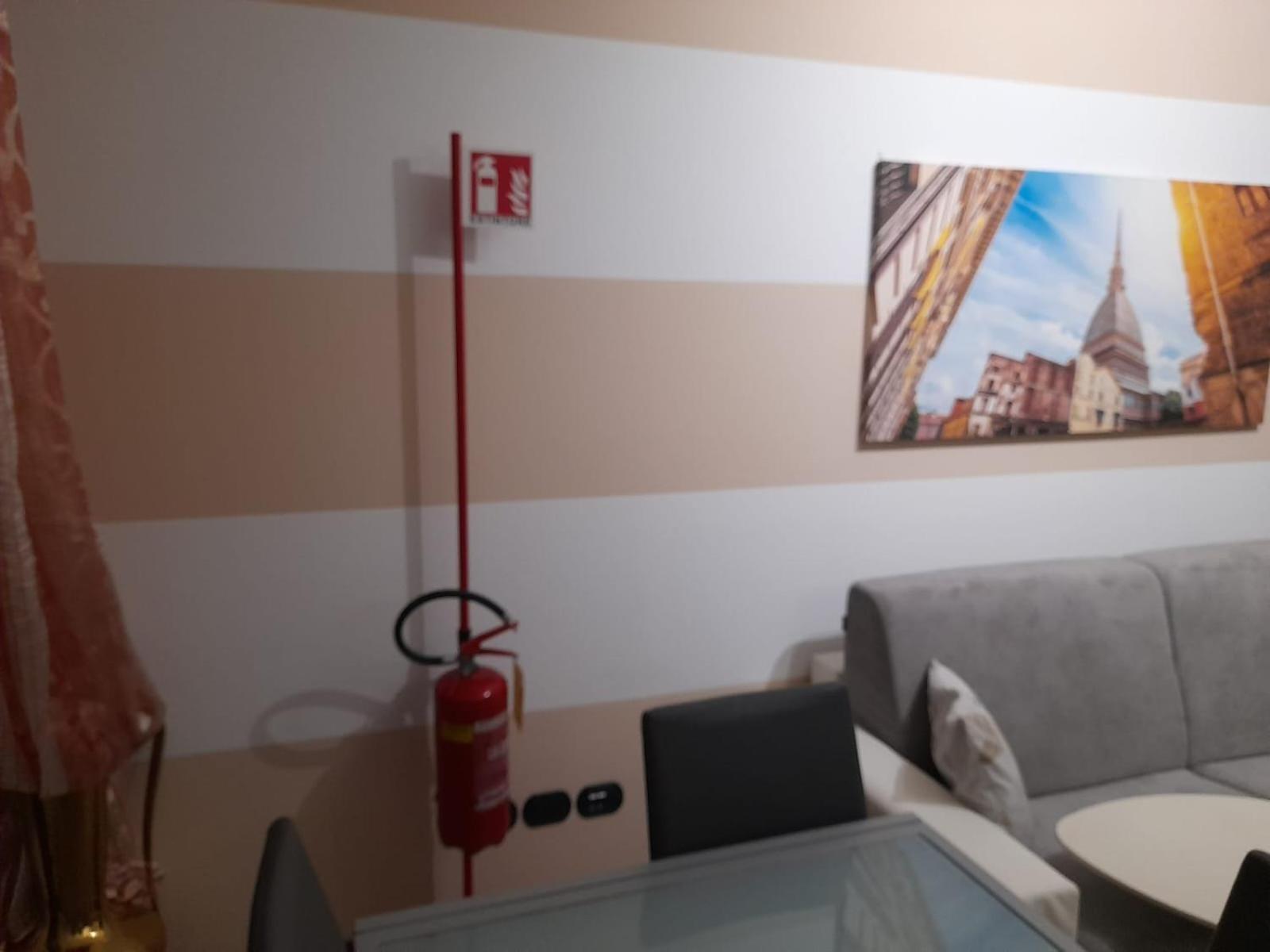 Relax Preserasca-Modern Apartment-Borgo Mercato-Монкальери Экстерьер фото